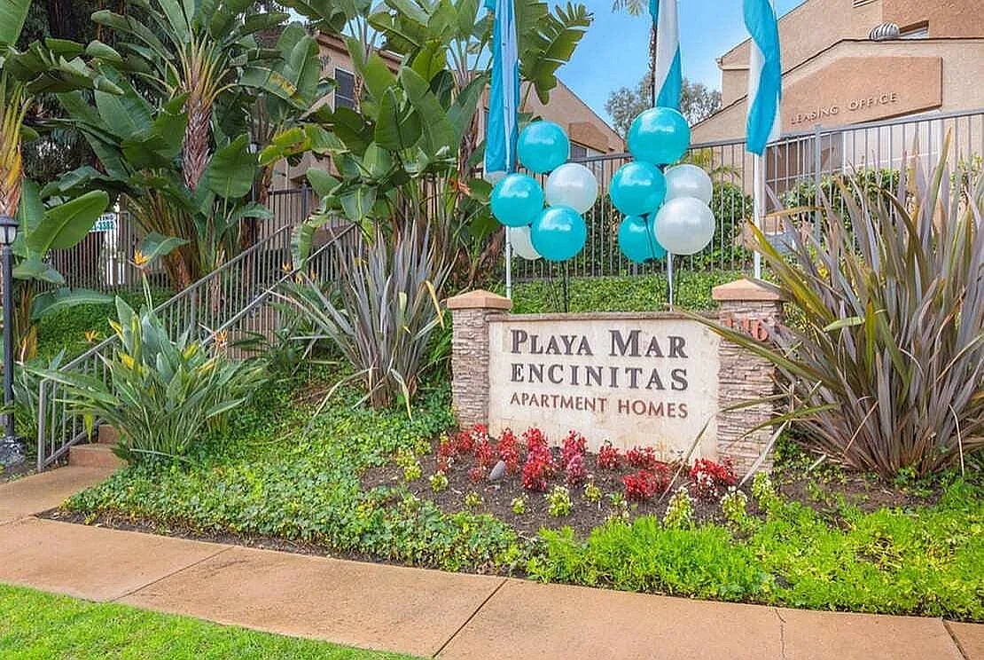 Elan Playa Mar Apartment Homes — Photo 1