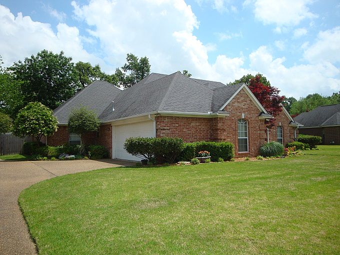 1st image of 6004 Deerfield Dr