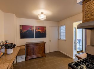 207 Longwood Dr, Manalapan, NJ 07726