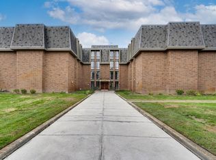 2385 Covington Rd APT 303, Akron, OH