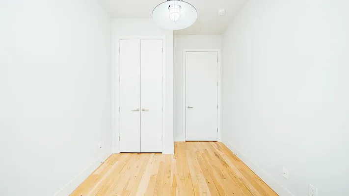 Rented by Nooklyn NYC LLC | media 35