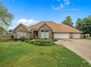 3801 E Central Ave, Bentonville, AR 72712