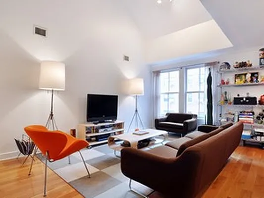 Rented by Corcoran | media 31