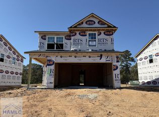 132 Juniper Dr, Hinesville, GA 31313