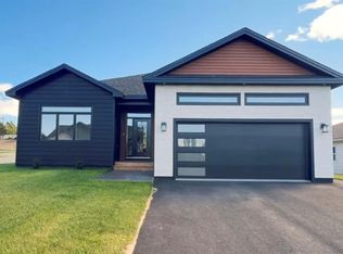 13 Reddley Place Conception Bay, South, NL A1W5M4