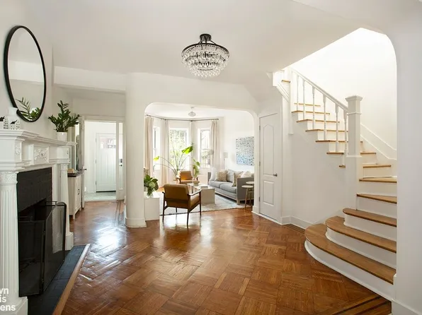 12 Martense Ct, Brooklyn, NY 11226