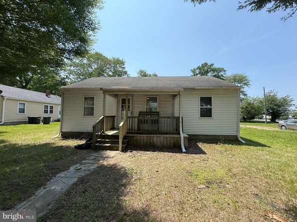 1114 Highway 77