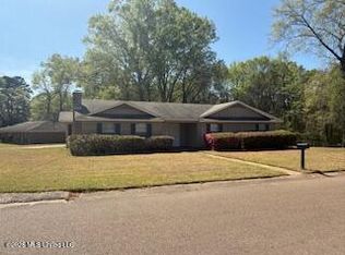 602 Pemberton Dr, Pearl, MS 39208