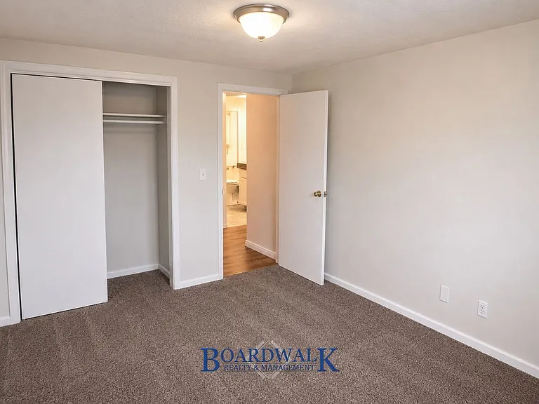 161 E Beryl Ave #8 — Photo 9