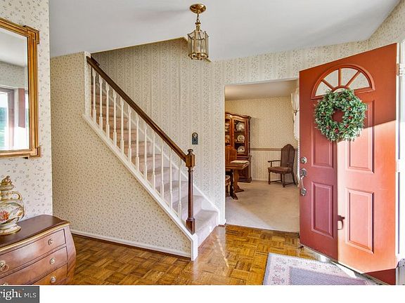 2nd image of 26 Woodridge Dr