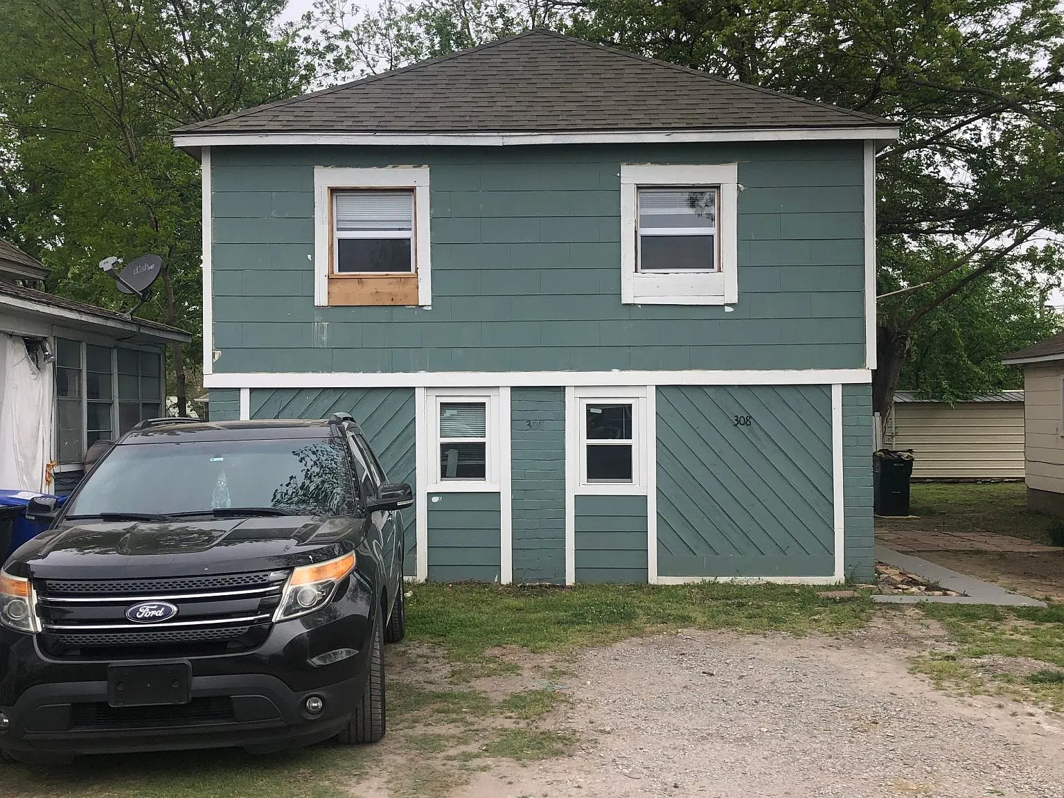 2 bed, 900 sqft, $1,250 — Photo 1