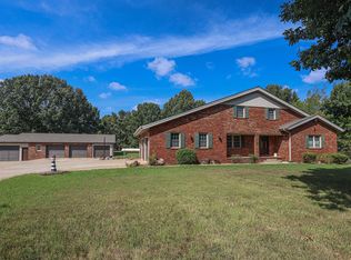 390 Windy Hills Cir, Calvert City, KY 42029