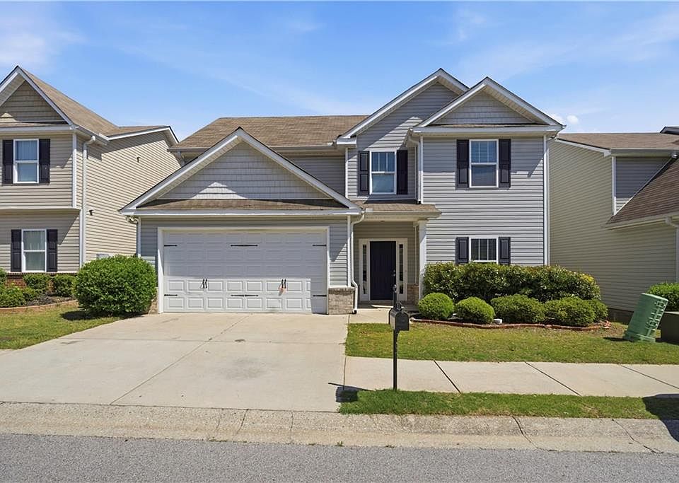 1st image of 35 Crescent Ln