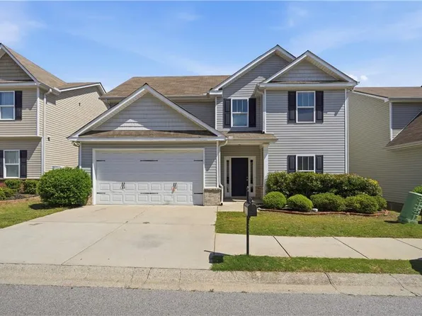 35 Crescent Ln, Dallas, GA 30157