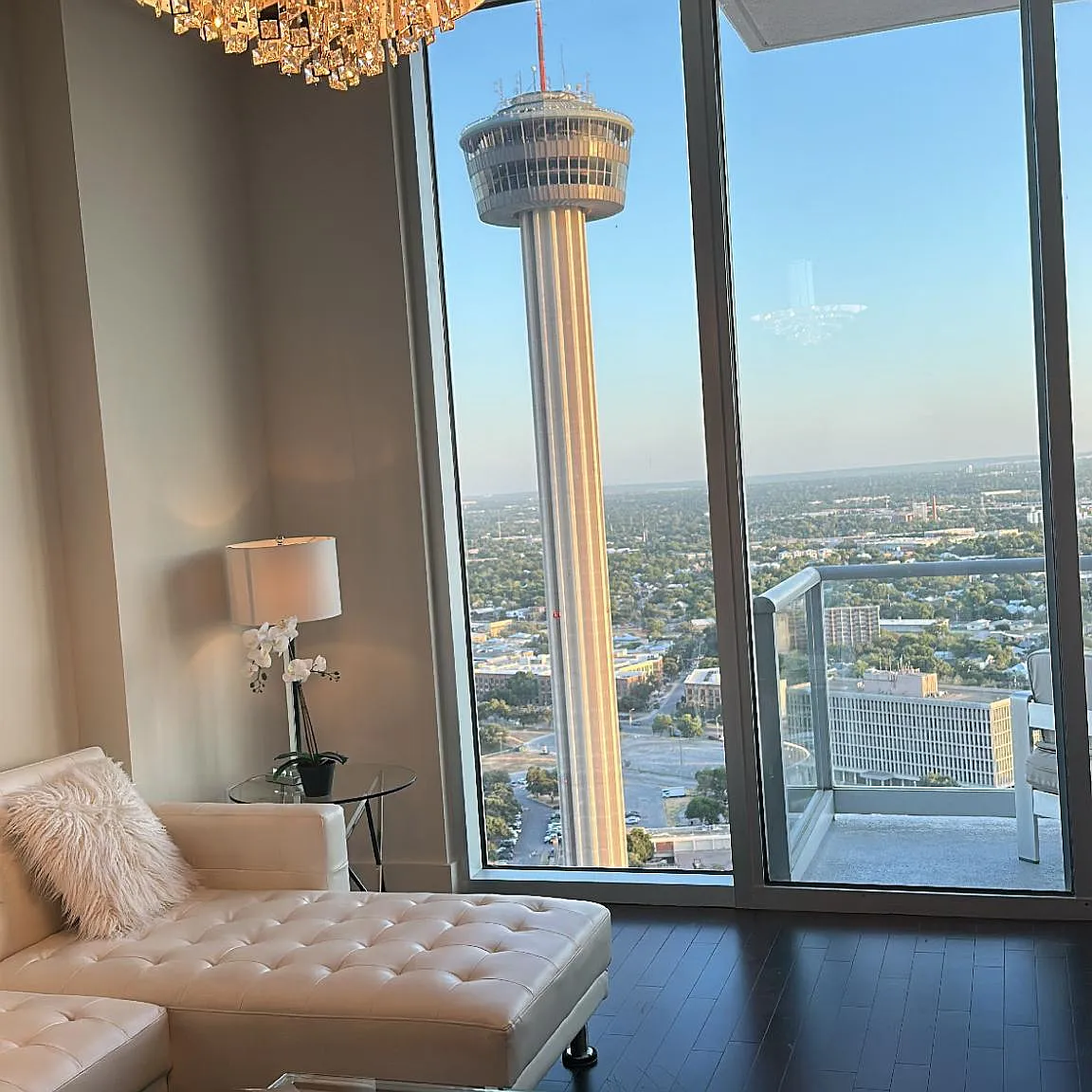 1 bed, 738 sqft, $2,800 — Photo 4