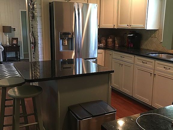 4th image of 336 Westover Dr