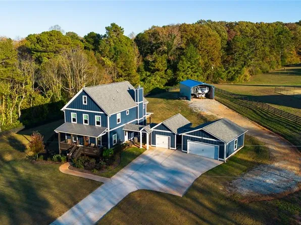 564 Old Airport Rd, Commerce, GA 30529