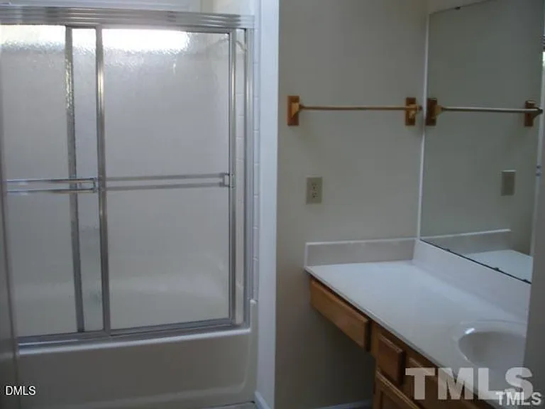 311 Wax Myrtle Ct — Photo 7