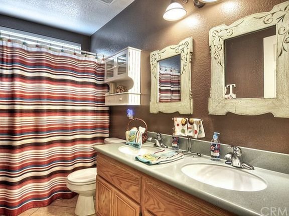 3rd image of 3641 Park Hill Dr