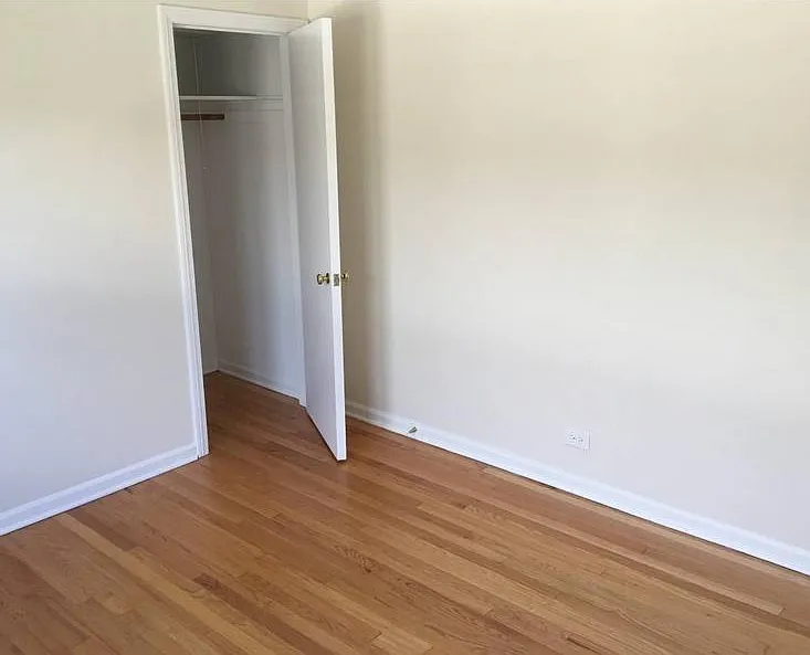 5501 Dakin Street — Photo 1