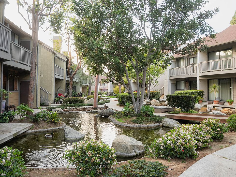 1st image of 10561 Lakeside Dr S #175