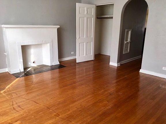 5th image of 145 Harrigan Ct APT 8