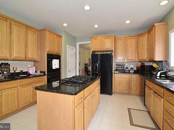 4th image of 44623 Potomac Dr