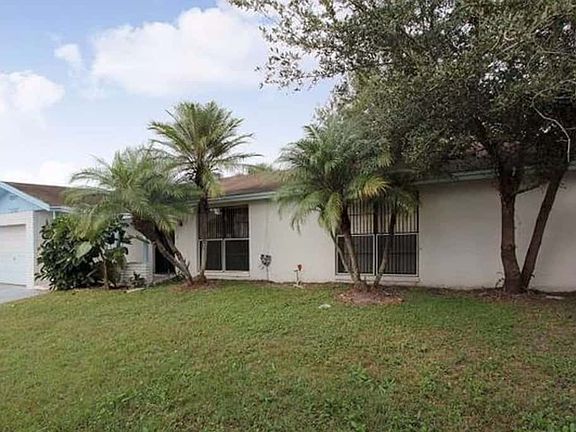 2nd image of 7207 Fox Park Ct