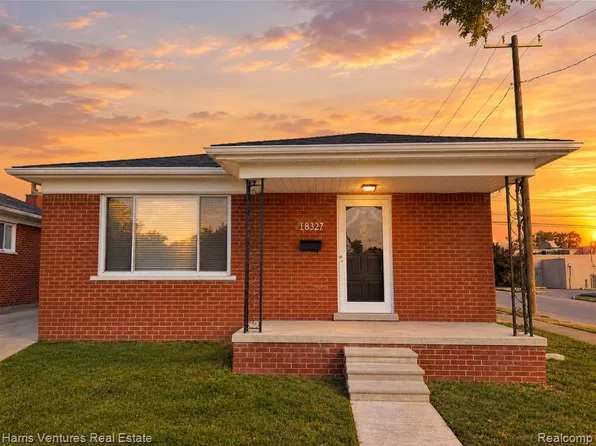 18327 Holland Ave, Eastpointe, MI 48021