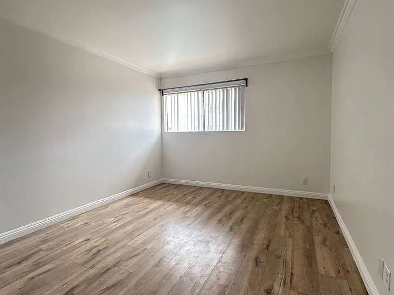 121 Sinclair Ave #233 — Photo 18