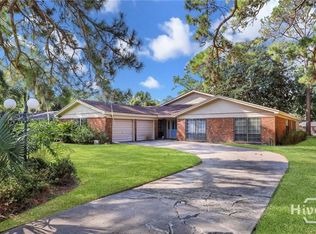 387 Hunt Dr, Savannah, GA 31406