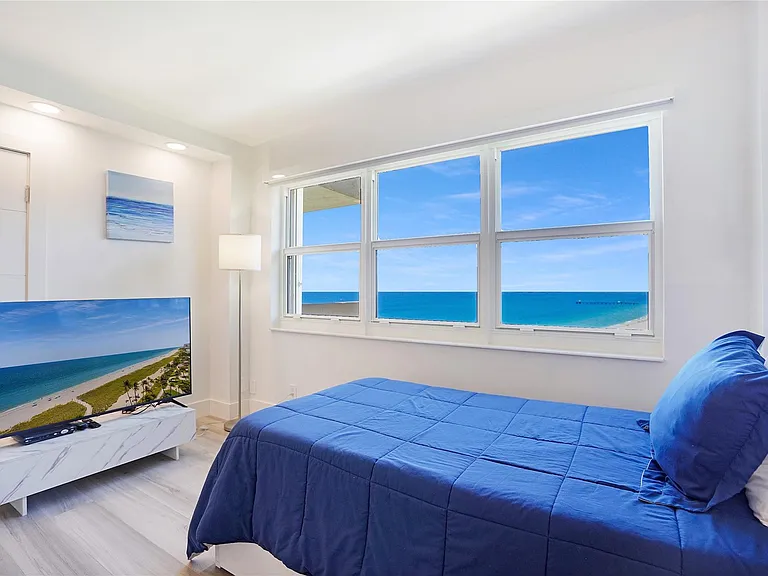 5100 N Ocean Blvd #1409 — Photo 31