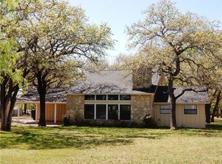 2316 Andrews Ct, Granbury, TX 76048