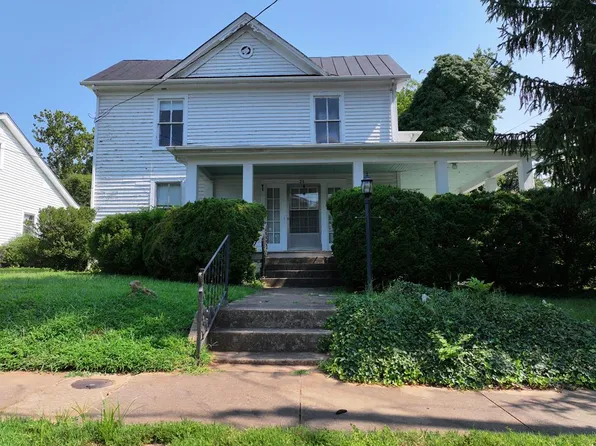 26 Lanier Ave, Chatham, VA 24531