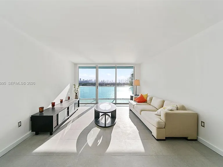 650 West Ave #805 — Photo 5