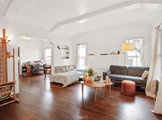 3206 W 43rd Pl, Los Angeles, CA 90008