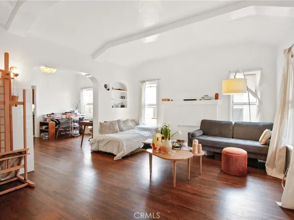 3206 W 43rd Pl, Los Angeles, CA 90008