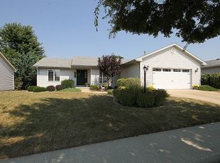 1810 Silver Hill Dr, Urbana, IL 61802