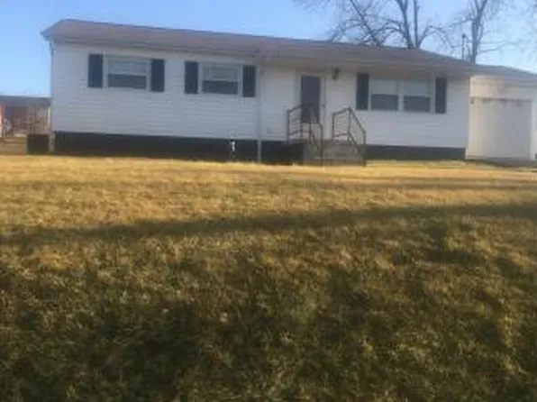 232 Elm Ln, Bluff City, TN 37618