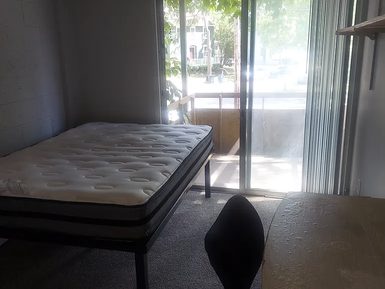 711 Arch St #102 — Photo 11