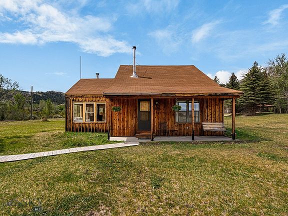 3rd image of 9 Grizzly Meadow Rd
