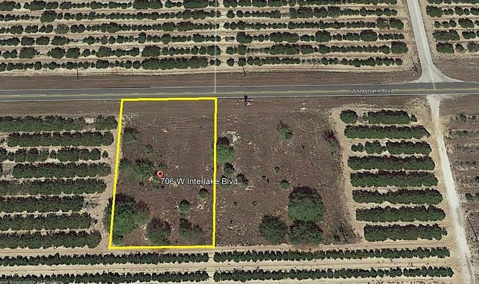1st image of 706 W Interlake Blvd