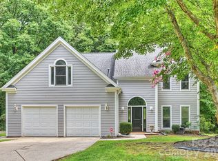 7224 Canyon Dr, Charlotte, NC 28262