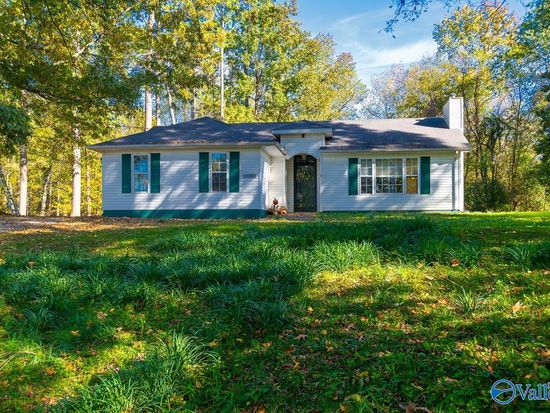 14201 Dogwood Rd, Athens, AL 35611
