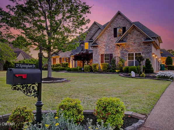 29 Nottingham Dr, Jackson, TN 38305