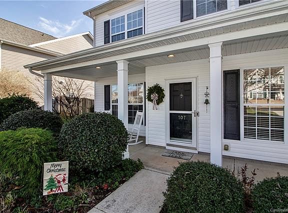 5th image of 107 Hawleyville Ln