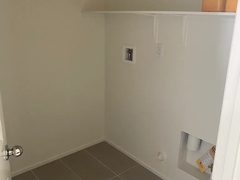 30395 Town Square Dr — Photo 27