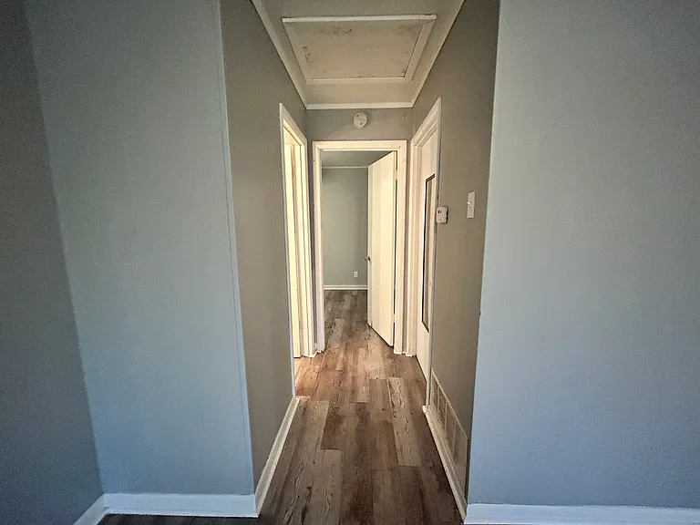 1601 S Church St #E — Photo 4