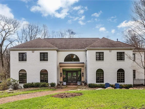 76 Fair Oaks Dr, Pittsburgh, PA 15238