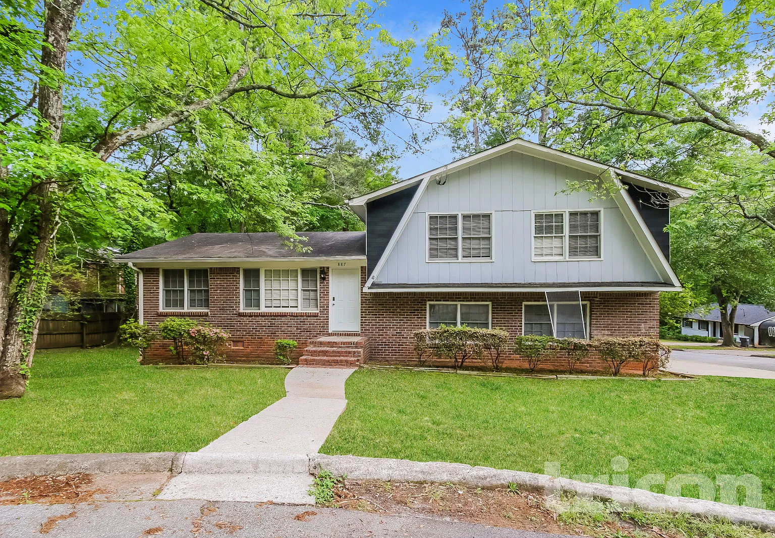 887 Sheppard Way Stone Mountain GA — Photo 1